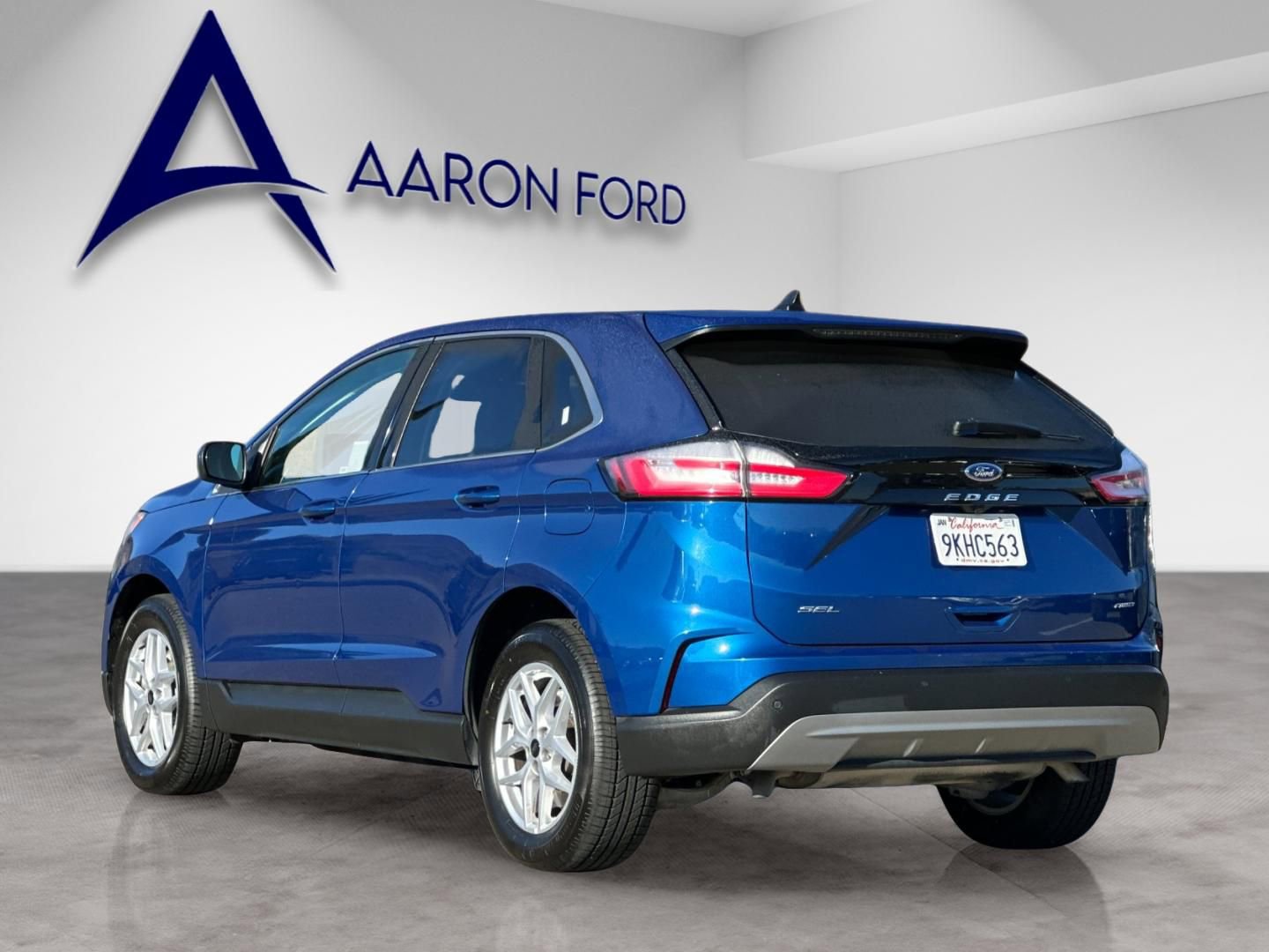 Used 2024 Ford Edge SEL image 4