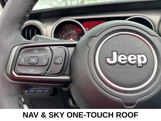 Used 2023 Jeep Wrangler Unlimited w/ Sun & Screen Package AWD/4WD image 42