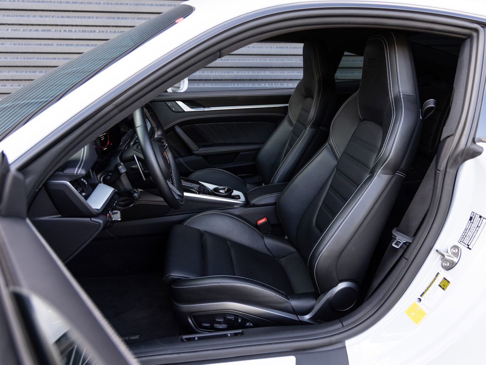 Certified 2024 Porsche 911 Carrera image 5