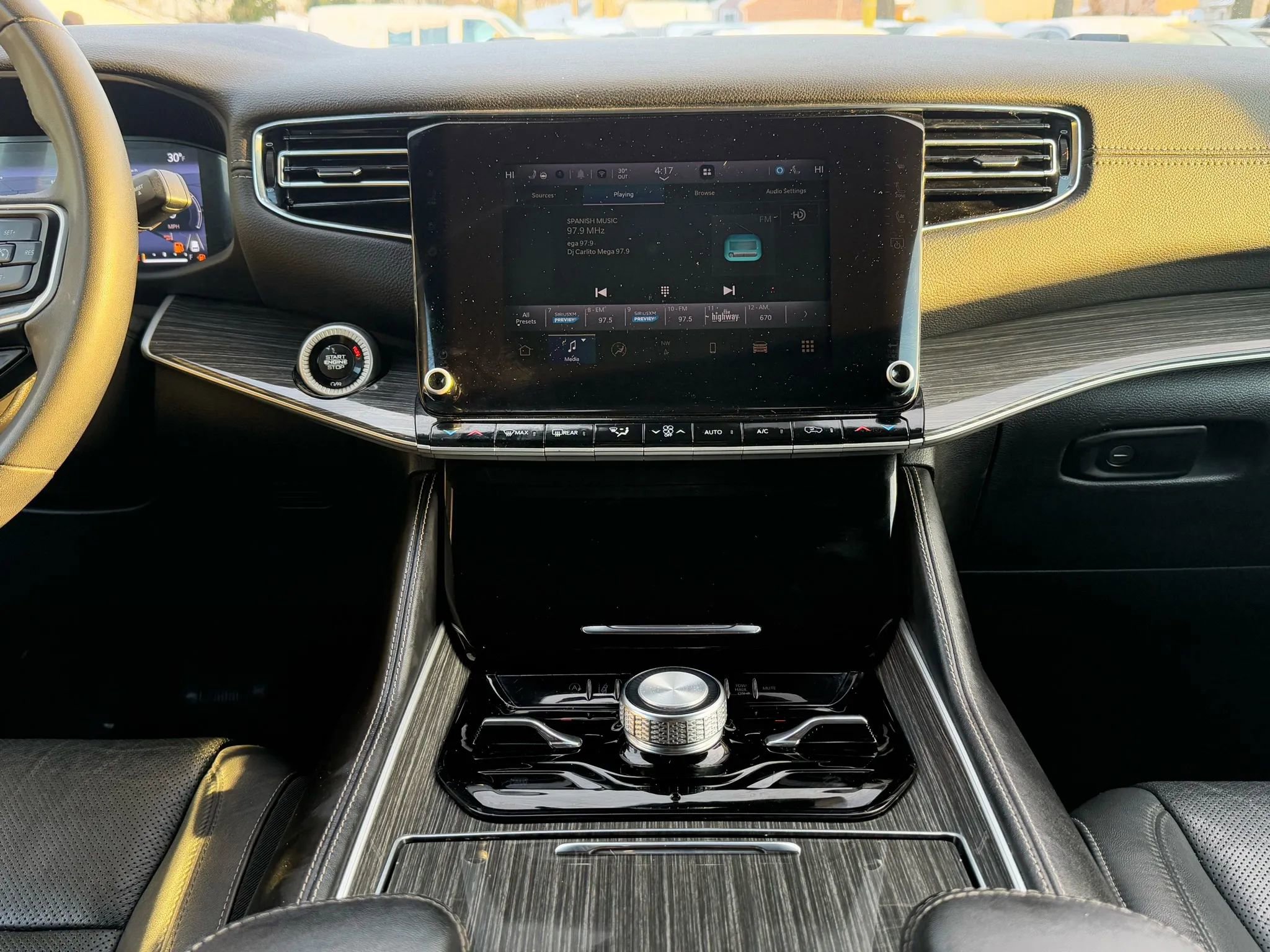 Used 2022 Jeep Wagoneer Series III image 15