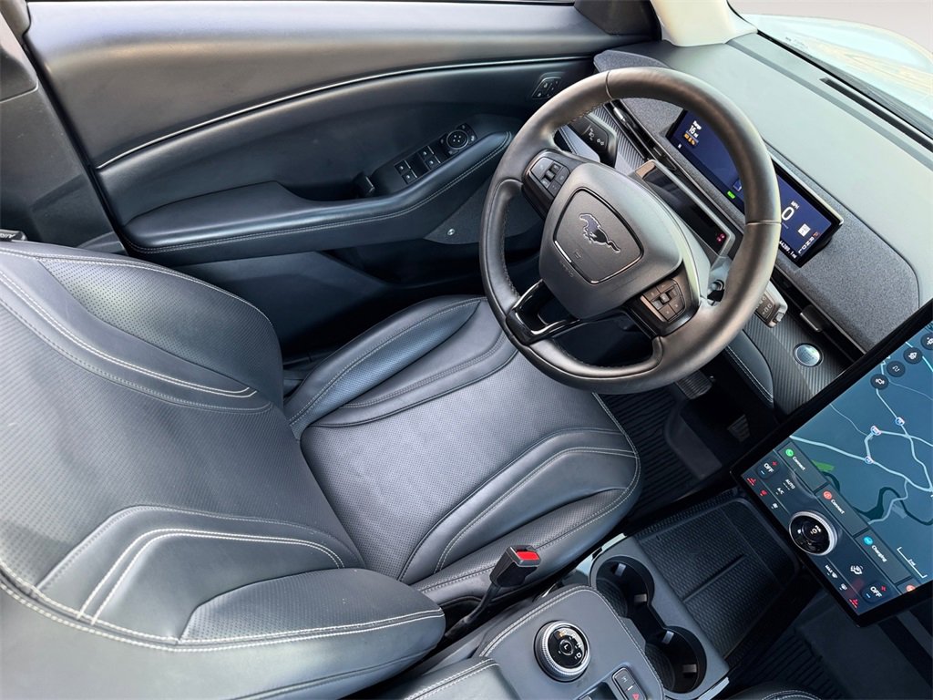 Used 2021 Ford Mustang Mach-E Premium image 15