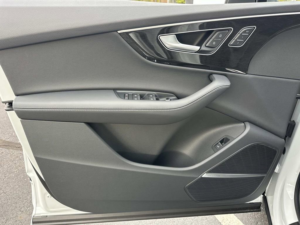 New 2026 Audi Q7 3.0T Premium Plus image 11