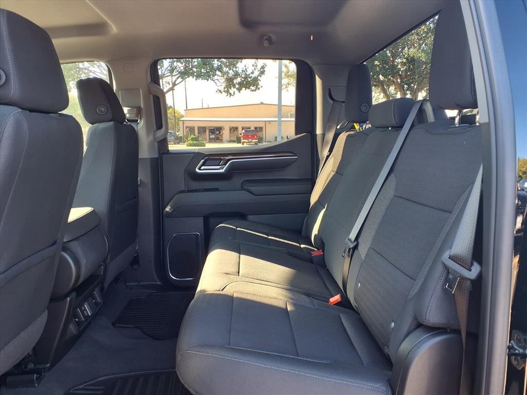 Used 2025 Chevrolet Silverado 1500 LT image 18