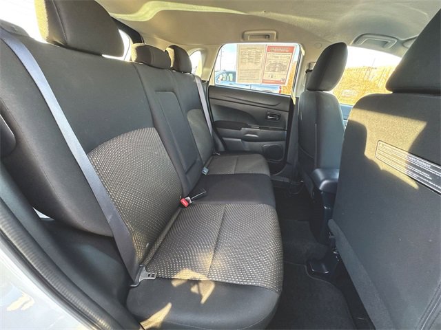 Used 2016 Mitsubishi Outlander Sport ES image 23