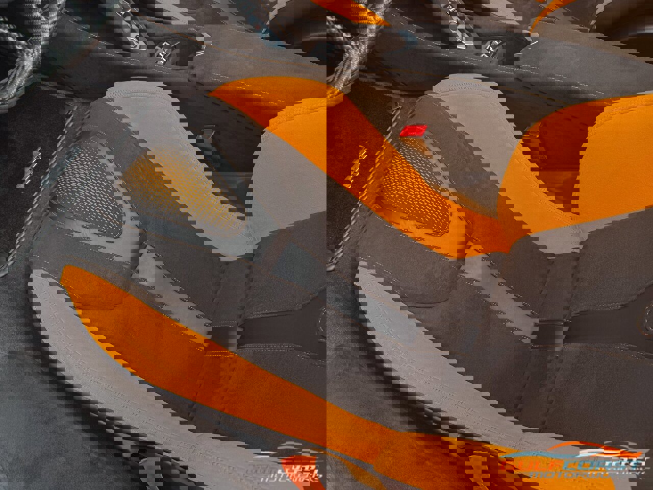 Used 2025 McLaren 750S Spider image 27