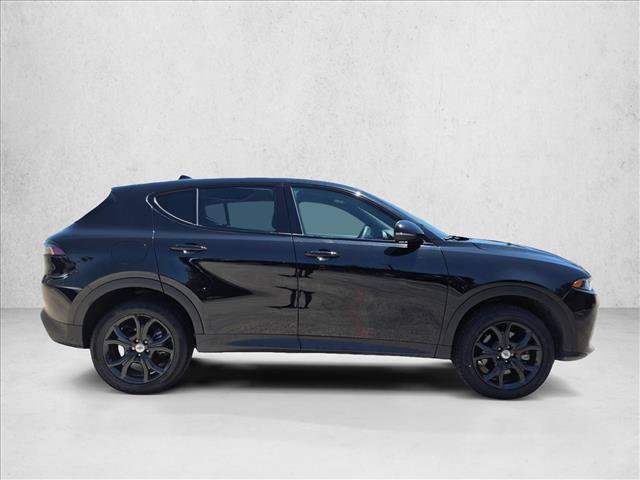 Used 2023 Dodge Hornet GT w/ GT Blacktop Package AWD/4WD image 4