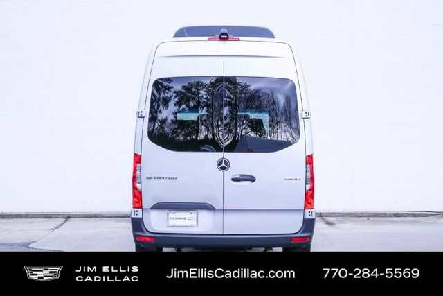 Used 2024 Mercedes-Benz Sprinter 2500 image 3