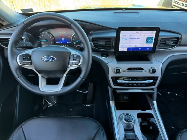 Certified 2023 Ford Explorer XLT w/ Equipment Group 202A AWD/4WD image 12