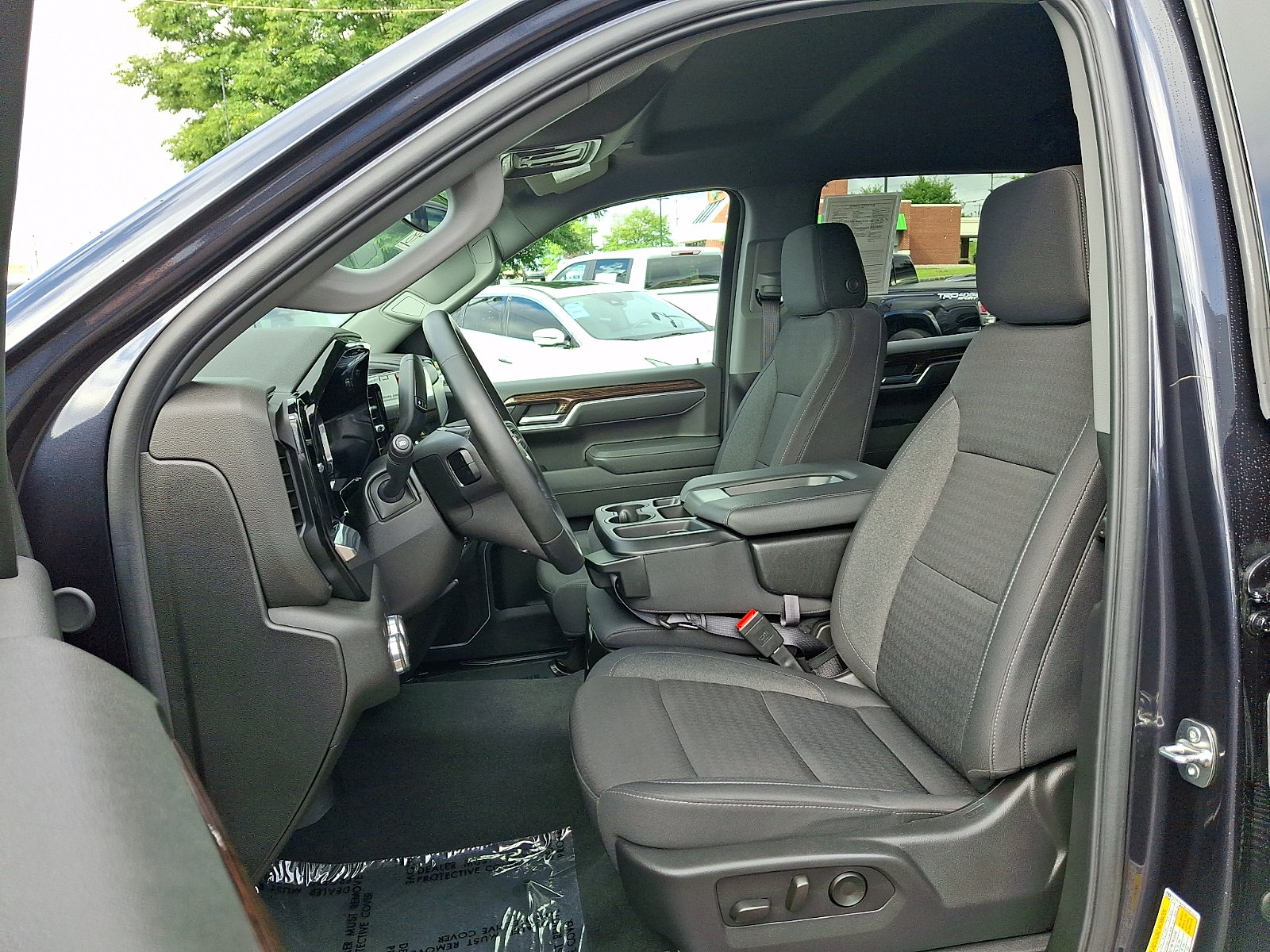 Used 2025 GMC Sierra 1500 Elevation AWD/4WD image 13