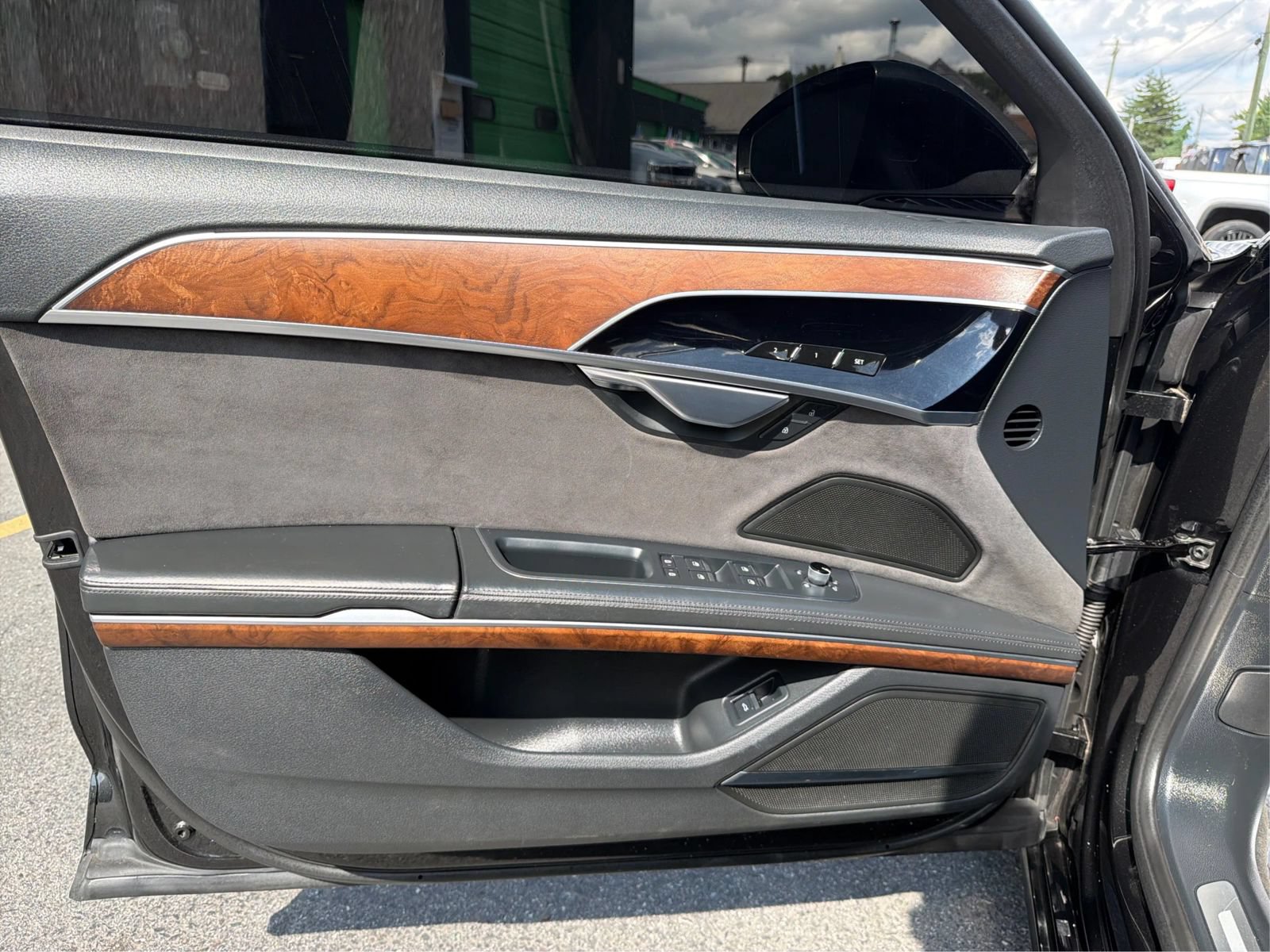 Used 2019 Audi A8 L 3.0T AWD/4WD image 19