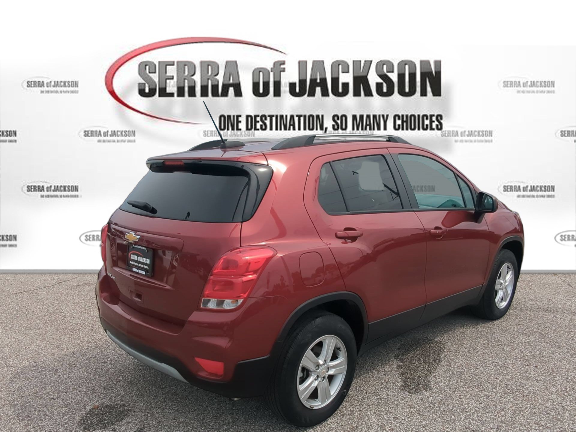 Used 2022 Chevrolet Trax LT w/ LT Convenience Package AWD/4WD image 9