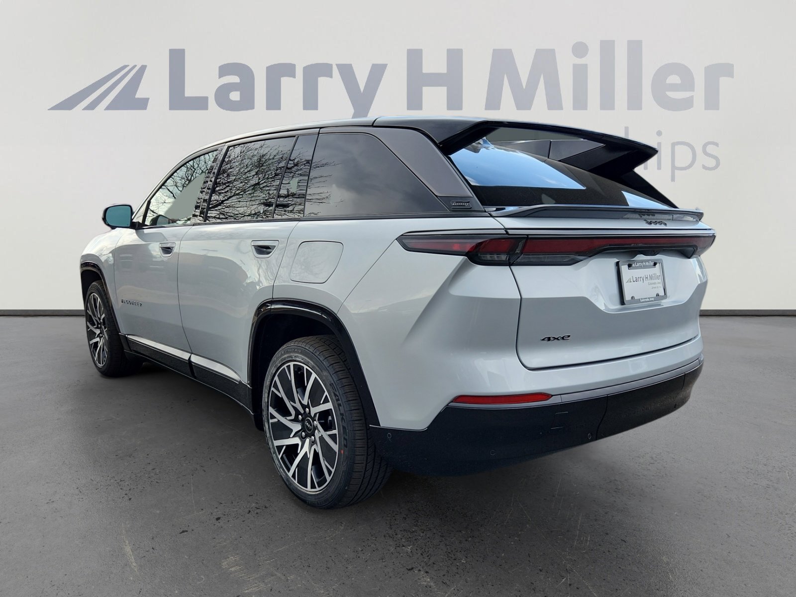 New 2025 Jeep Wagoneer S Limited image 3