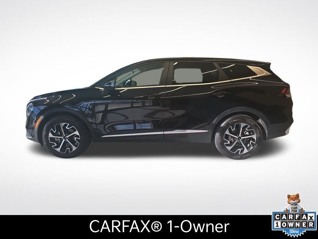 Certified 2025 Kia Sportage EX image 2