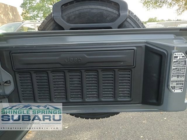 Used 2023 Jeep Wrangler Willys image 33