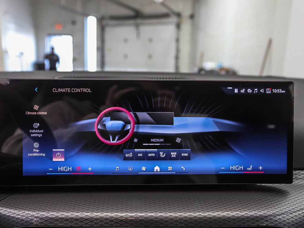 New 2026 BMW i4 xDrive40i w/ Parking Assistance Package image 18