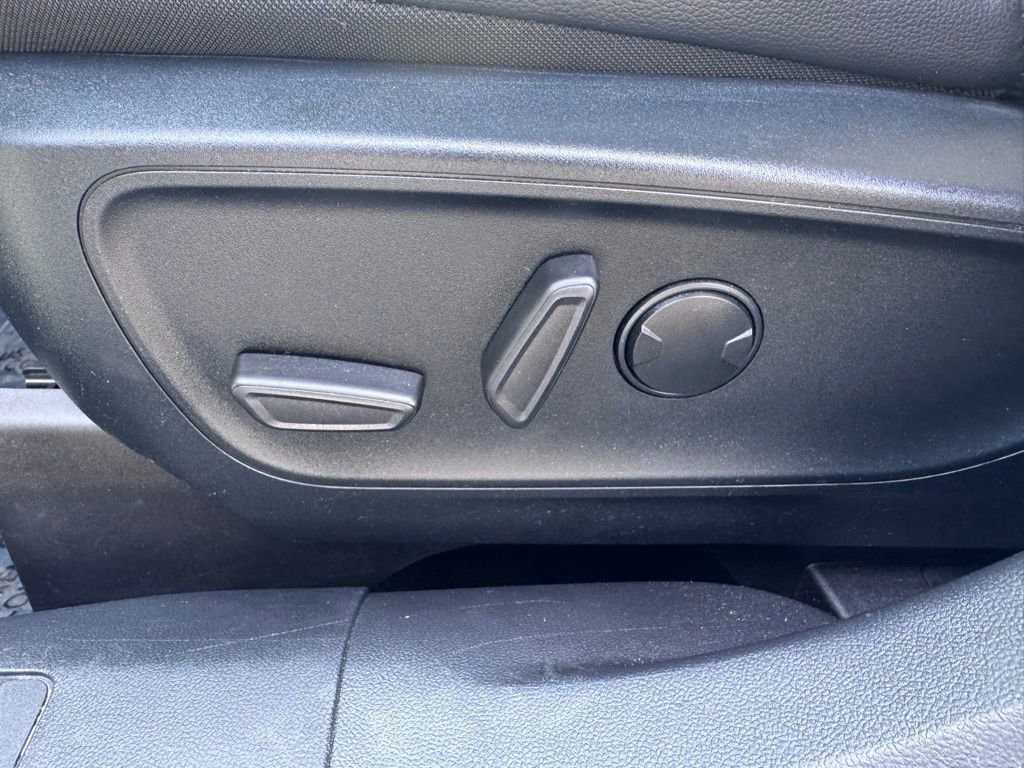 Used 2021 Ford Escape SEL FWD image 17