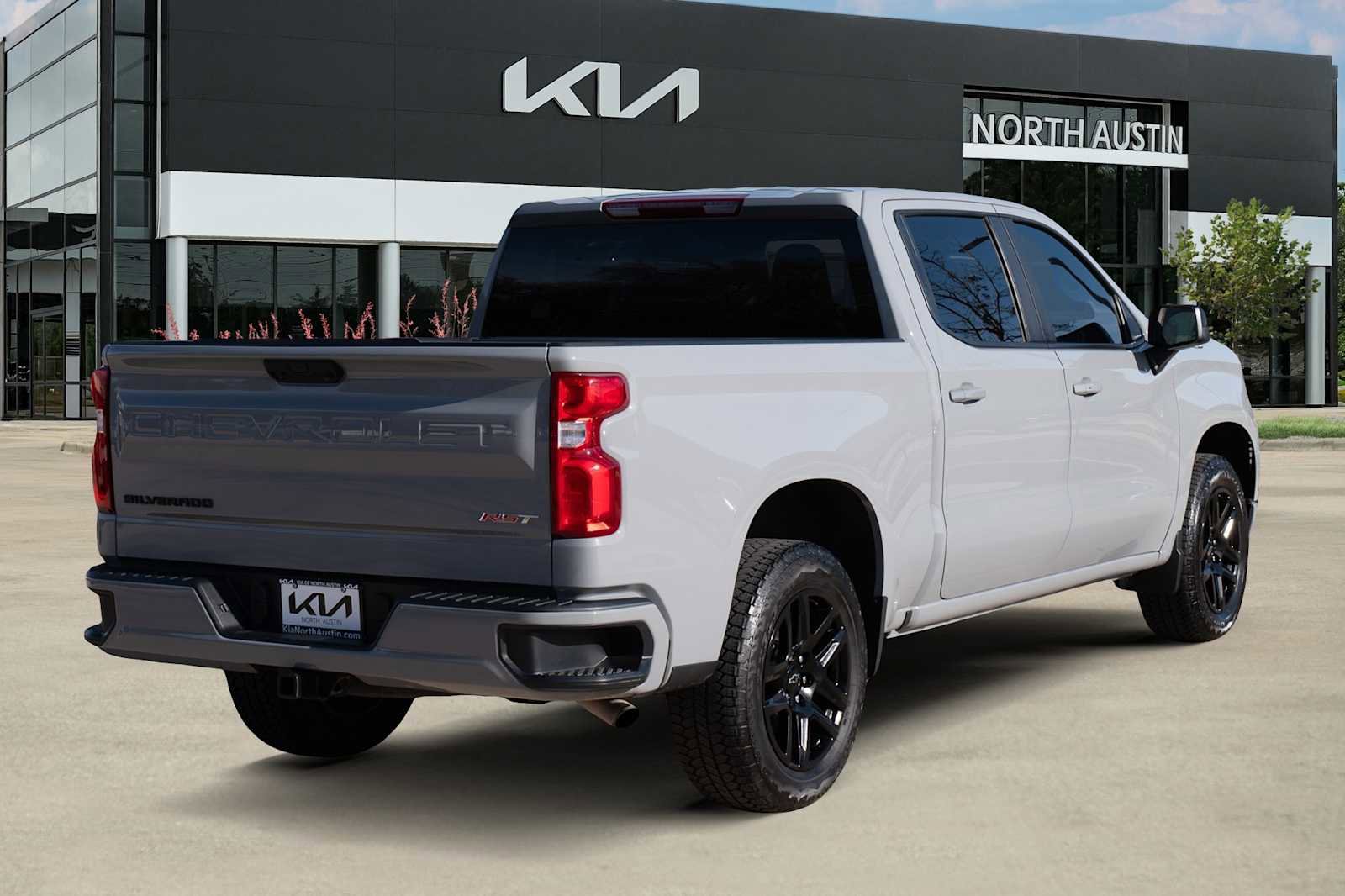 Used 2025 Chevrolet Silverado 1500 RST w/ Protection Package image 6