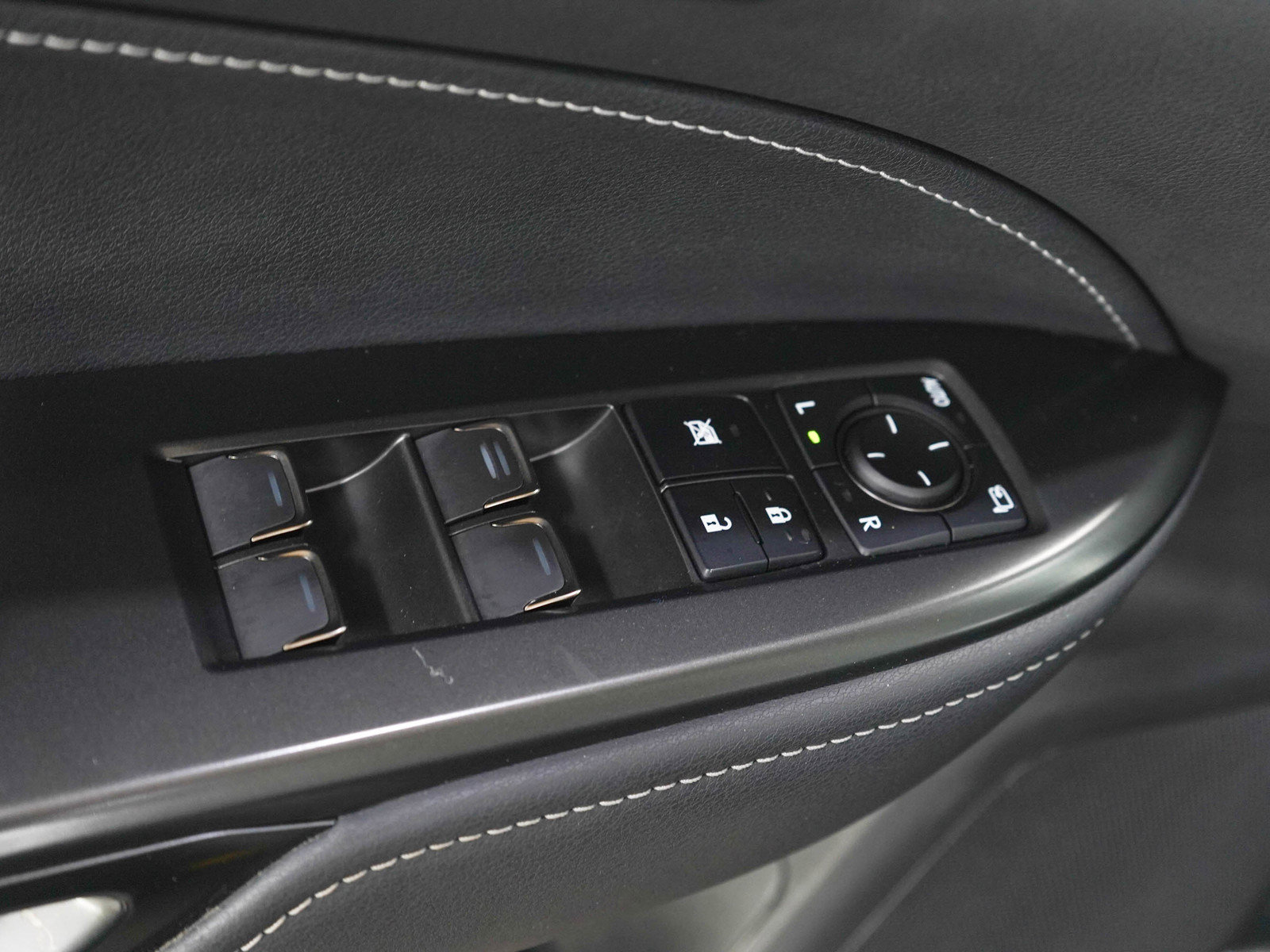 Used 2025 Lexus NX 350 AWD w/ Premium Package image 21