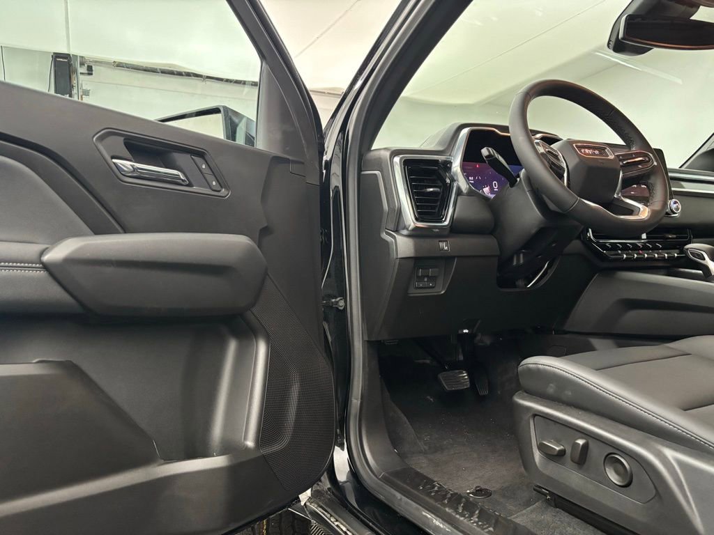 New 2026 GMC Canyon Elevation w/ Convenience Package image 15