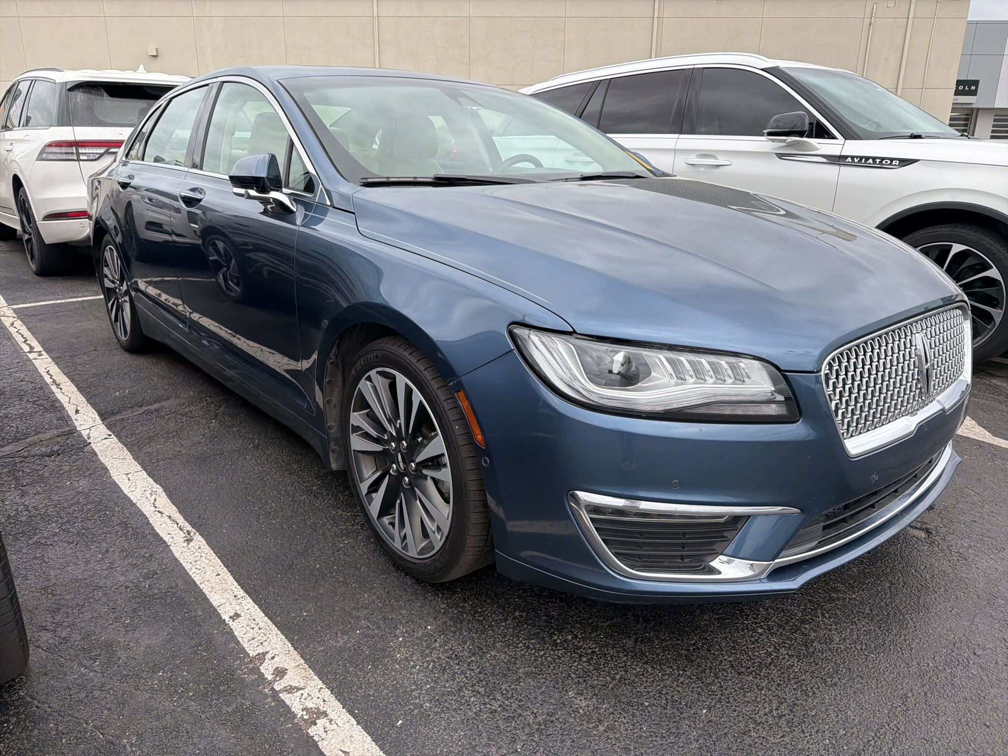 Used 2019 Lincoln MKZ Reserve image 3