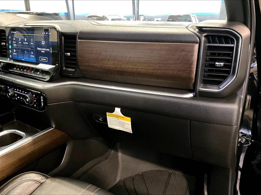 Used 2026 Chevrolet Silverado 1500 High Country AWD/4WD image 13