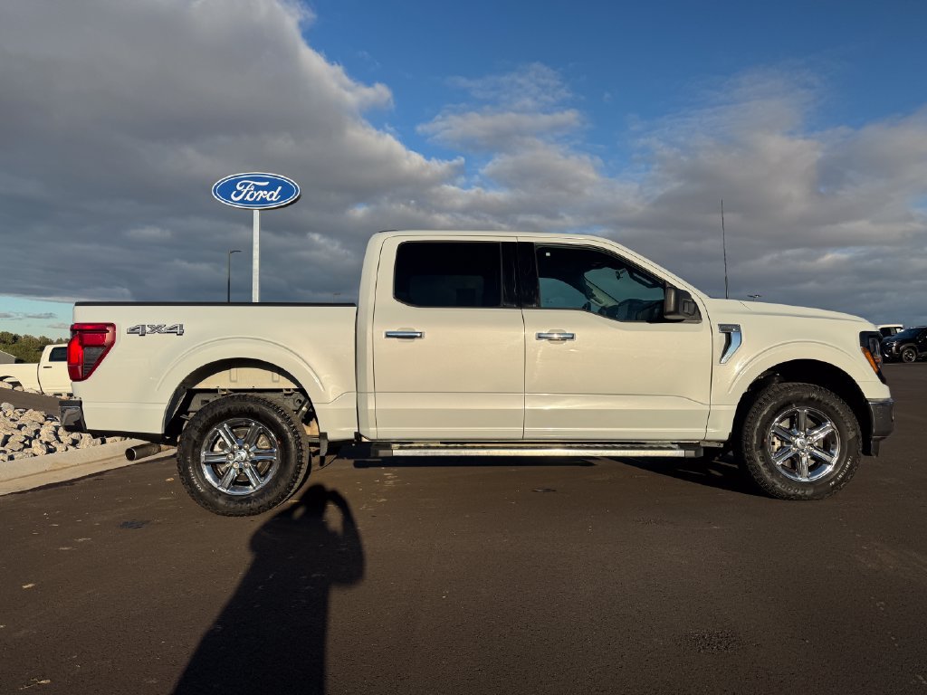 Used 2025 Ford F150 XLT w/ Equipment Group 301A Standard AWD/4WD image 4