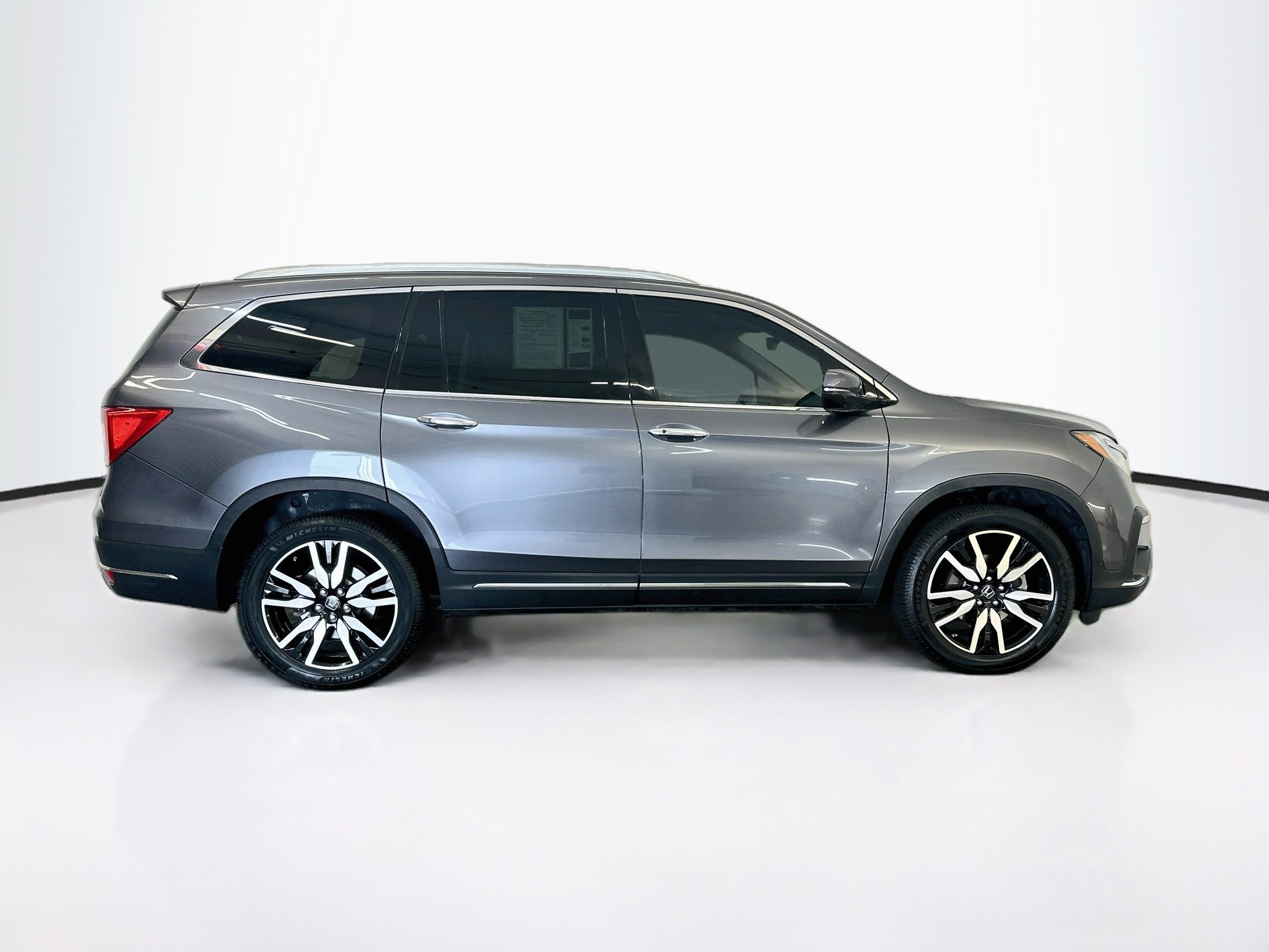 Used 2020 Honda Pilot Touring image 10
