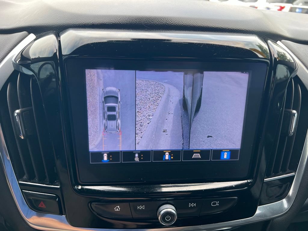 Used 2023 Chevrolet Traverse LT w/ Rear Camera Mirror Package AWD/4WD image 42