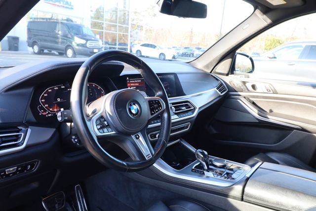Used 2020 BMW X5 M50i w/ Dynamic Handling Package image 34