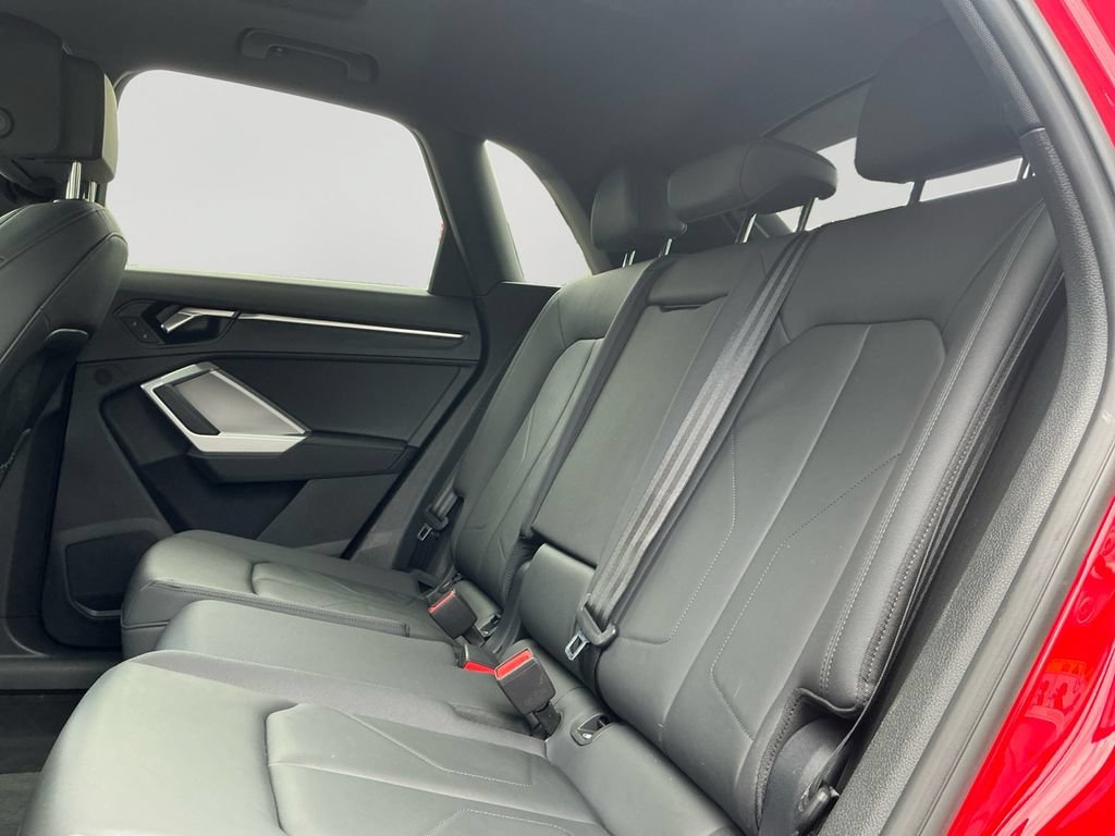 Used 2025 Audi Q3 2.0T Premium AWD/4WD image 15