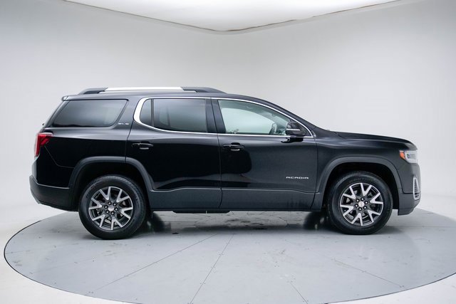 Used 2023 GMC Acadia SLE w/ Driver Convenience Package image 9