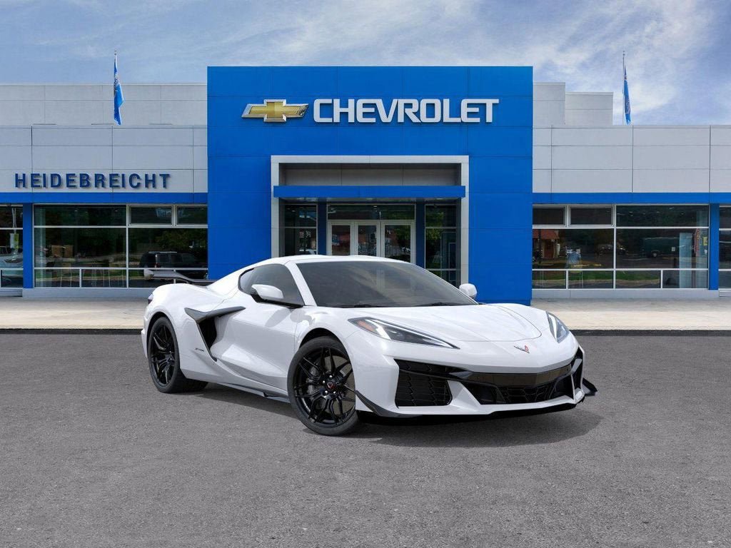 New 2026 Chevrolet Corvette Z06 w/ Z07 Performance Package RWD video 1
