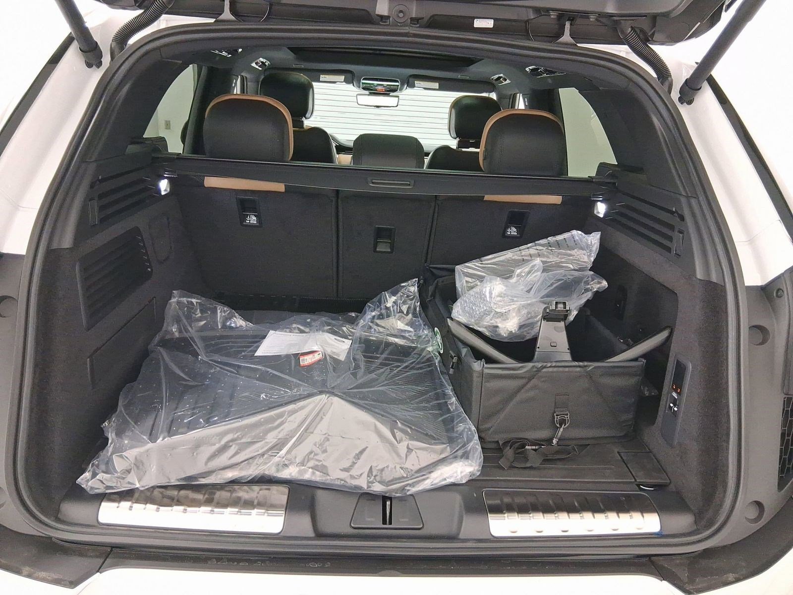 New 2026 Land Rover Range Rover Sport Dynamic SE image 29