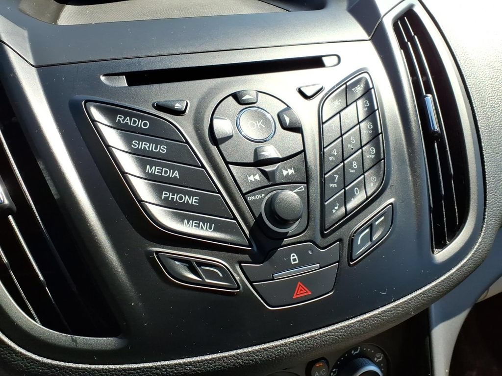 Used 2015 Ford Escape SE AWD/4WD image 22
