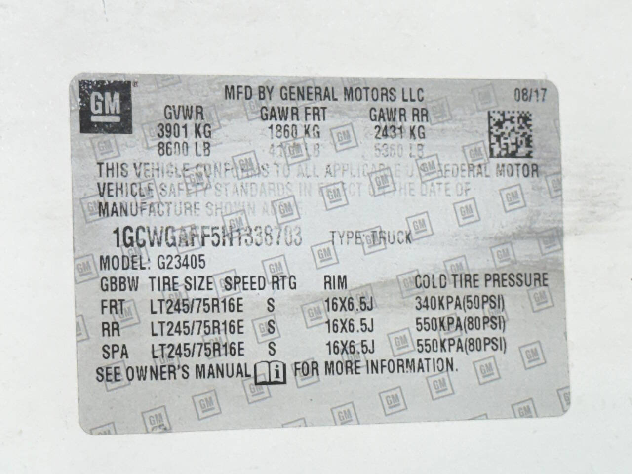 Used 2017 Chevrolet Express 2500 image 86