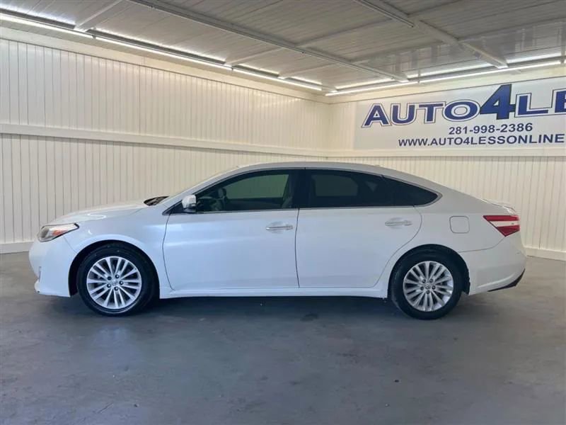 Used 2013 Toyota Avalon XLE image 8