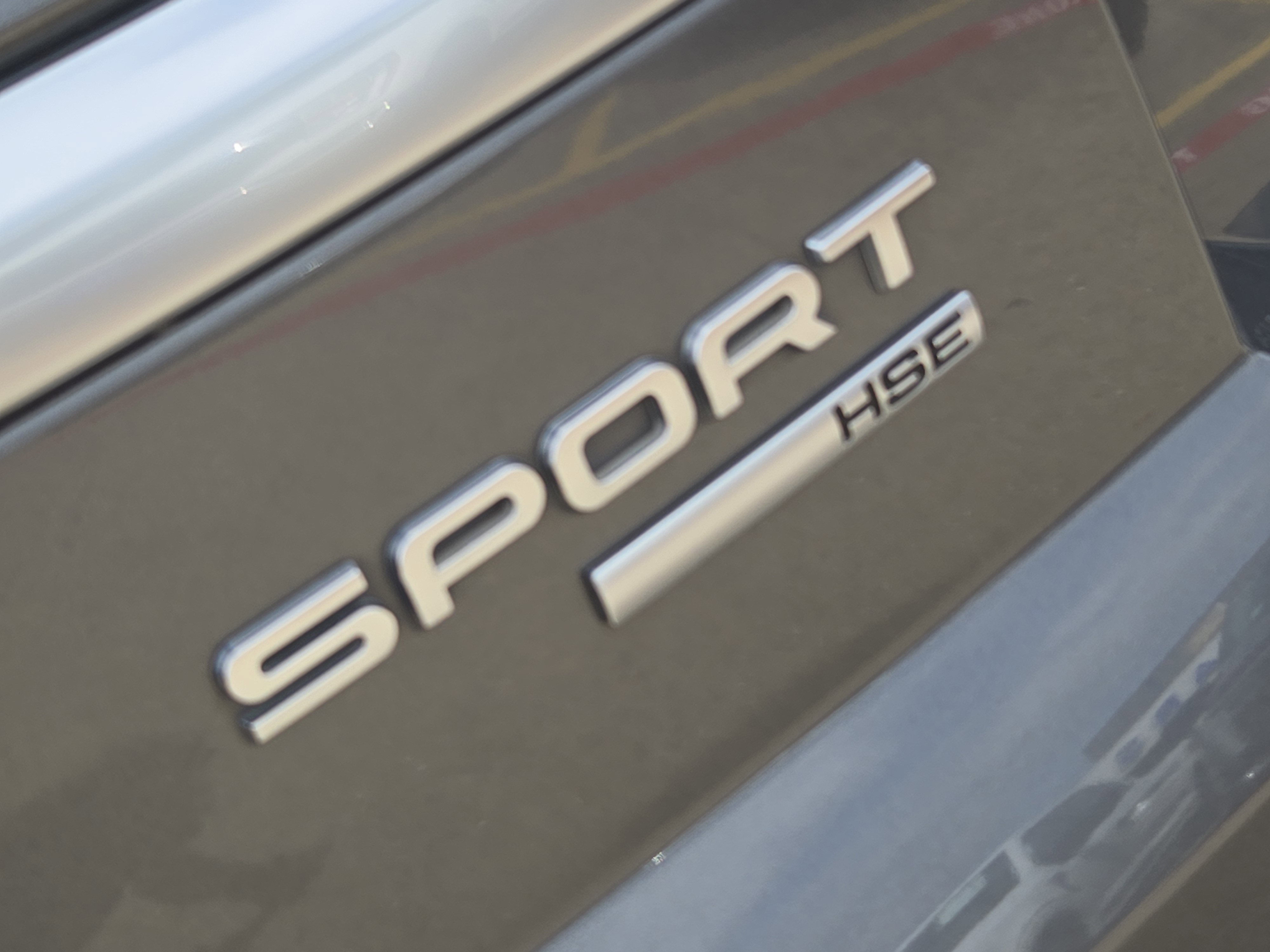 Used 2018 Land Rover Range Rover Sport HSE image 8