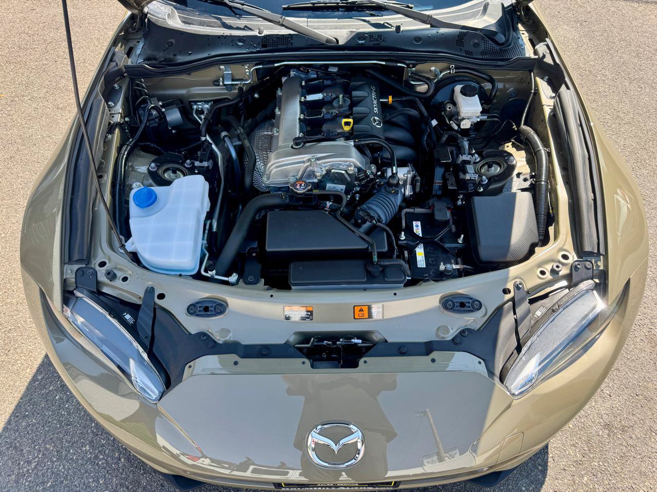 Used 2023 MAZDA MX-5 Miata Club RWD image 24