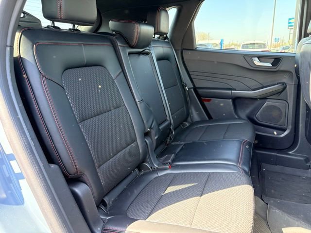 Used 2024 Ford Escape ST-Line w/ Tech Pack #1 AWD/4WD image 11