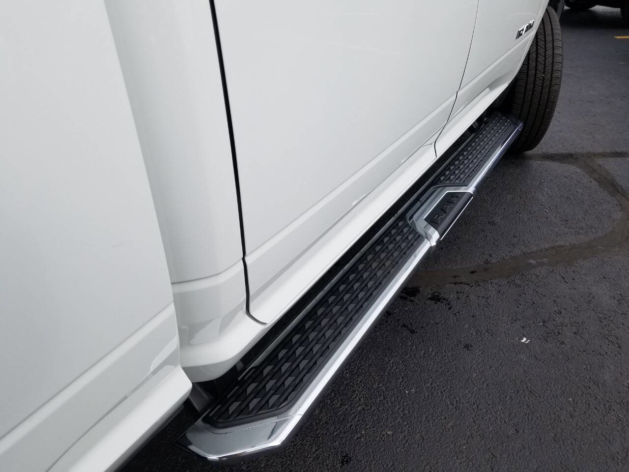 Certified 2024 RAM 2500 Big Horn w/ Bed Utility Group image 10