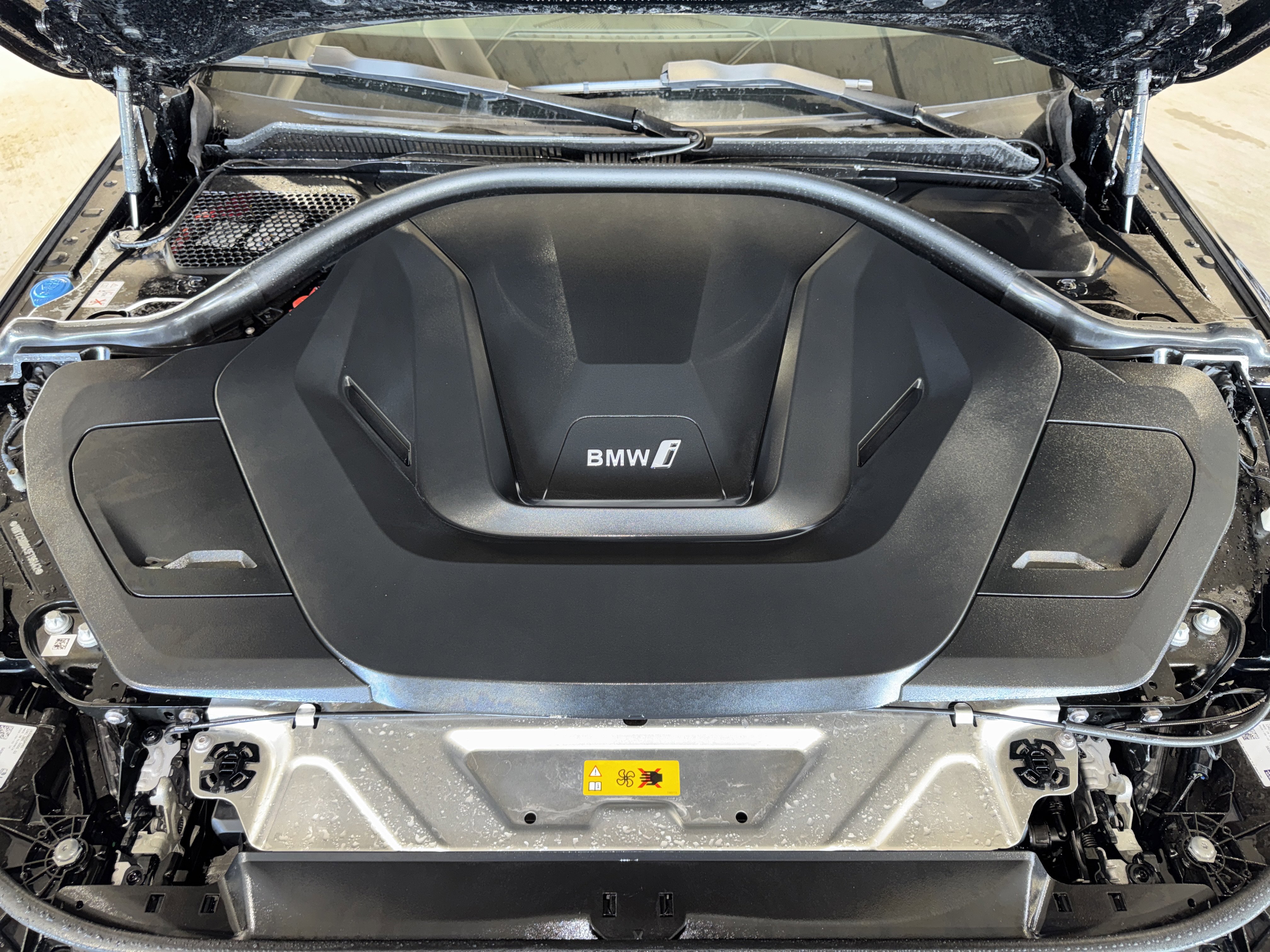 Certified 2025 BMW i4 eDrive40 image 35