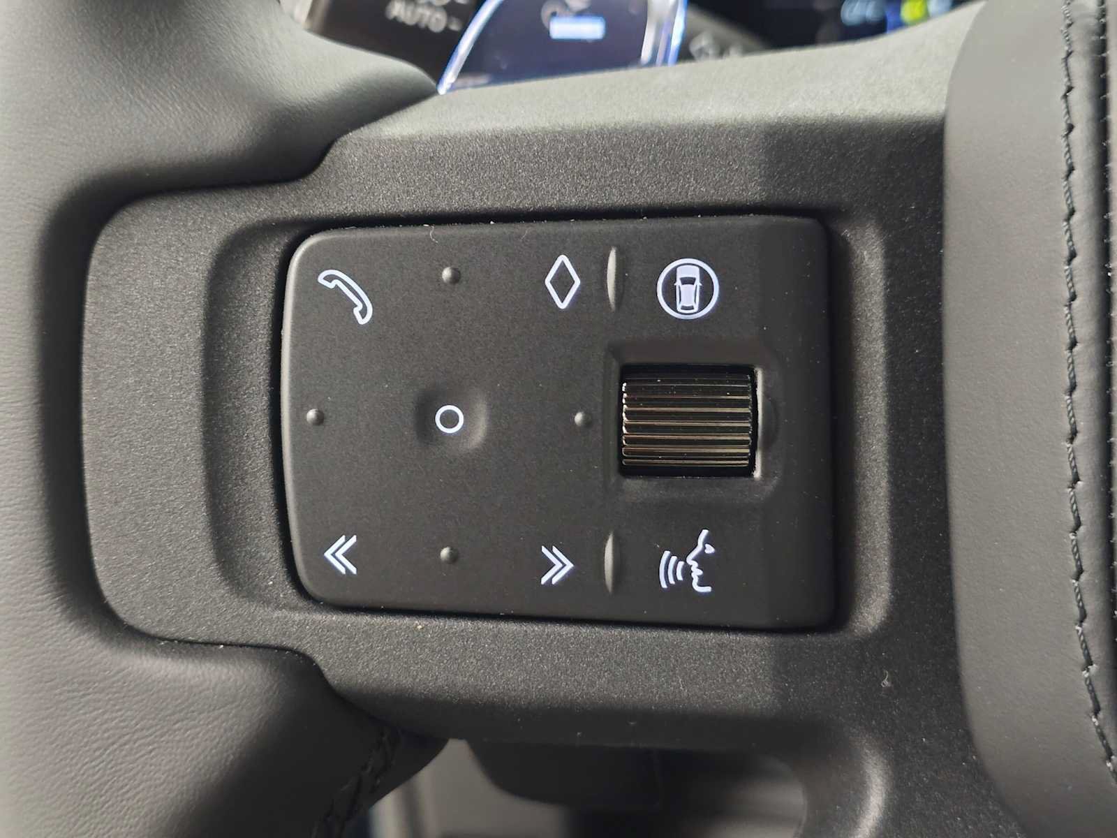 New 2026 Land Rover Defender 110 OCTA AWD/4WD image 28