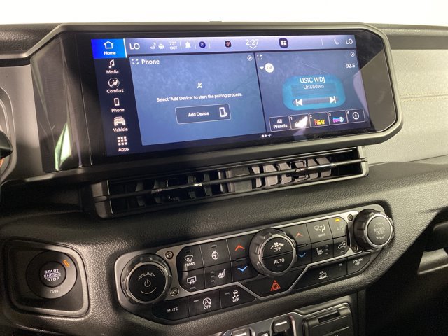 Used 2025 Jeep Wrangler Unlimited Sport AWD/4WD image 28