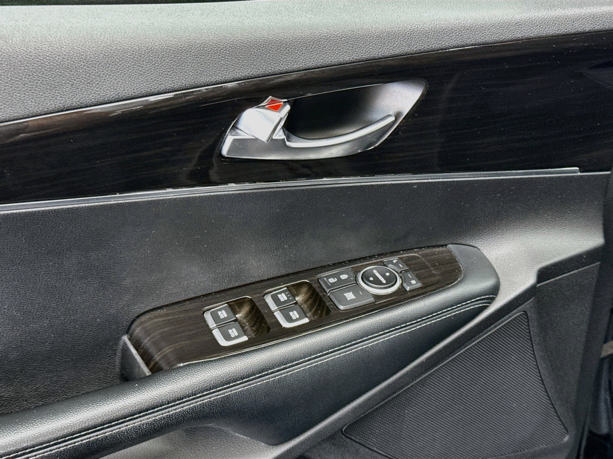 Used 2019 Kia Sorento AWD image 15