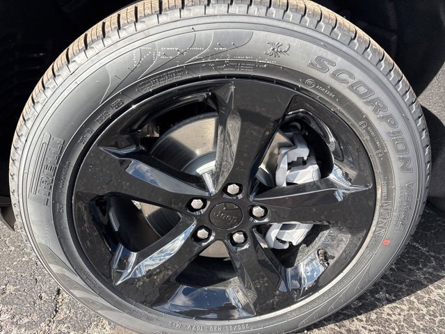 New 2025 Jeep Grand Cherokee L Limited image 29