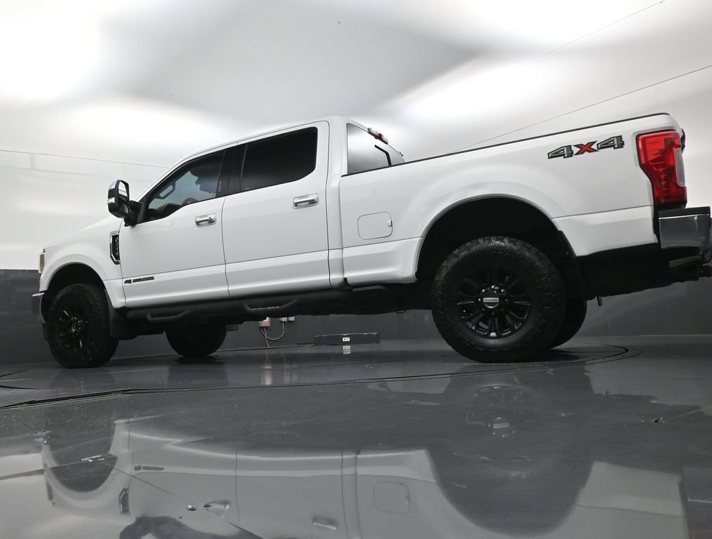Used 2019 Ford F250 XLT w/ XLT Premium Package AWD/4WD image 18