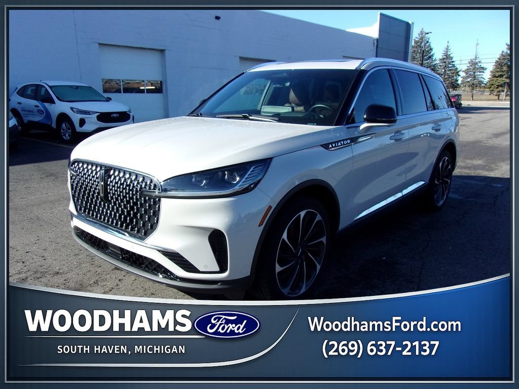 Used 2025 Lincoln Aviator Reserve w/ Equipment Group 201A AWD/4WD image 1