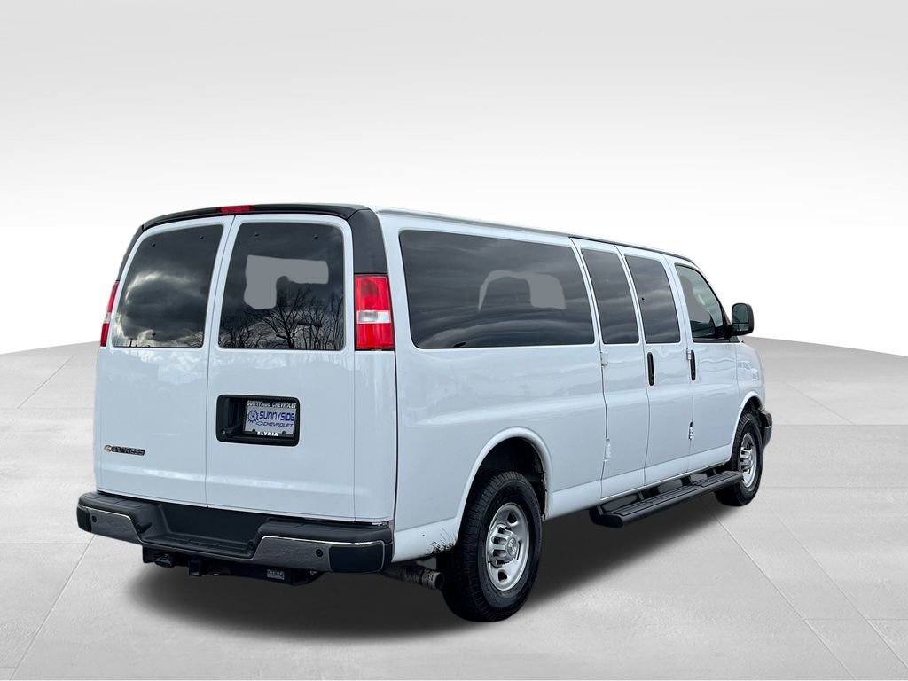 Used 2024 Chevrolet Express 3500 LT w/ LT Preferred Equipment Group RWD video 2