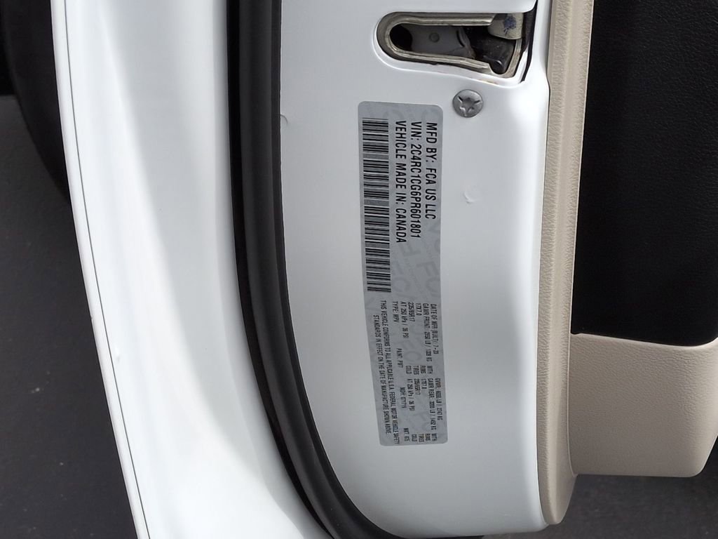 Used 2023 Chrysler Voyager LX image 45