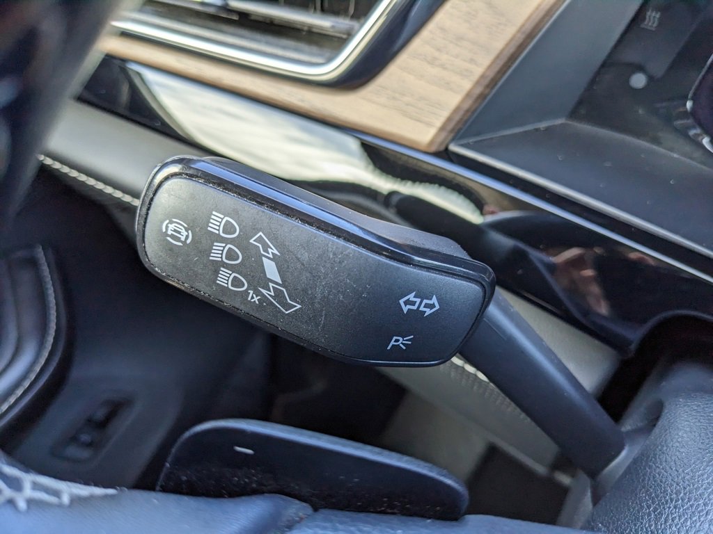 Used 2024 Volkswagen Atlas SE image 56